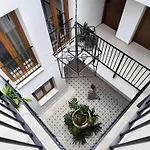 El Jazmín Del Patio